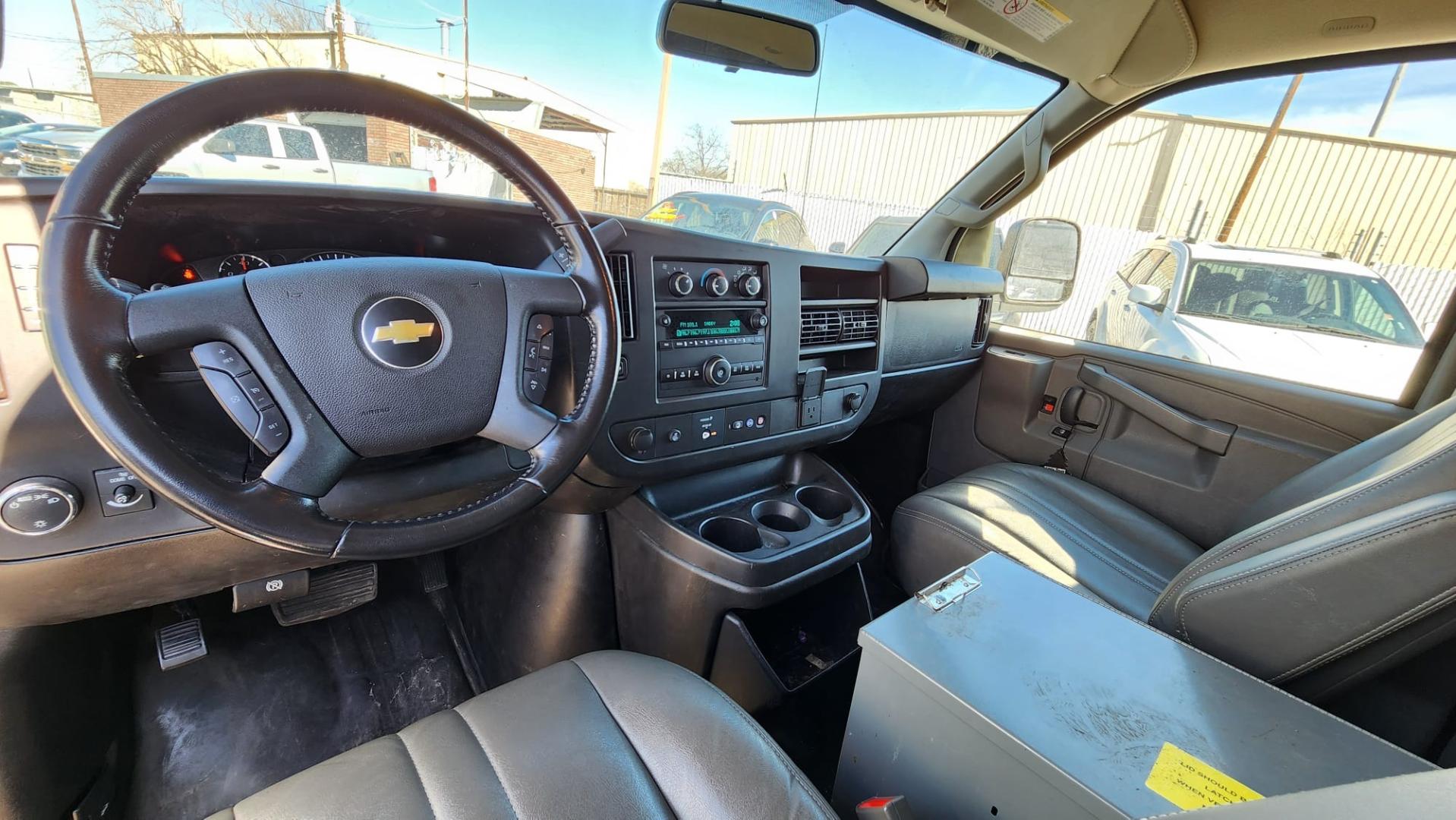 2020 White Chevrolet Express 3500 Cargo (1GCZGGFG7L1) with an 6.0L V8 OHV 16V FFV engine, 6A transmission, located at 1842 Wirt Road, Houston, TX, 77055, (713) 973-3903, 29.805330, -95.484787 - Photo#16